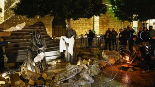 “건물 잔해 속 아기 예수”…베들레헴의 우울한 성탄절