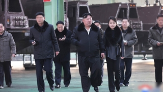 [한반도 브리핑] ‘딸바보’ 김정은, 남한과 천륜 끊겠다…”영토 평정 준비”