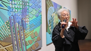 구순에 베니스비엔날레 초청된 김윤신…”영혼으로 조각”