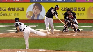 ‘7회 6득점’ LG, KT 꺾고 선두 도약