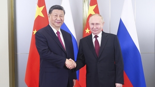 시진핑 – 푸틴, 또 ‘브로맨스’ 과시…”두 나라 관계 역대 최고”