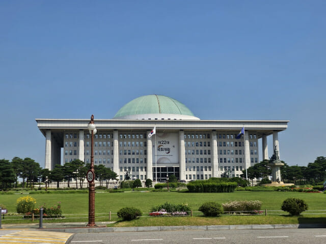 2024 국감 앞둔 정무위-환노위…웹젠-크래프톤 대표 증인 신청