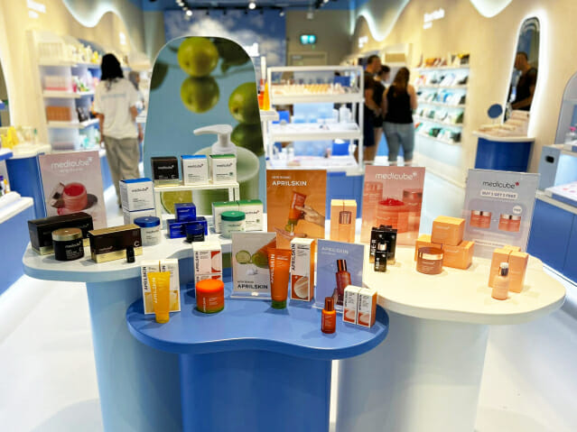 에이피알 ‘메디큐브’·’에이프릴스킨’ 영국서 만난다