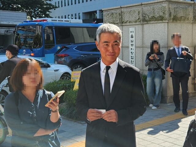 ‘위믹스 시세조작’ 첫 공판…장현국 부회장은 혐의 부인