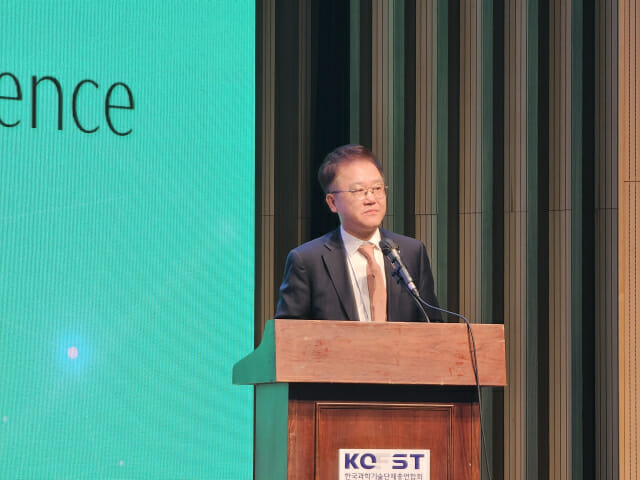 한·중 배터리 전쟁…차세대 배터리가 승부 가른다