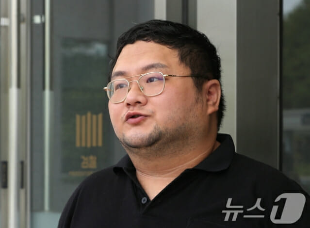 쯔양 공갈 유튜버들, 혐의 부인…구제역은 ‘국민참여재판’ 요청