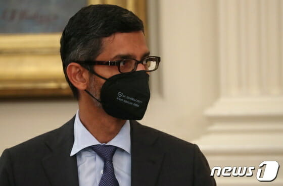 구글 CEO “AI 교육에 1억2천만 달러 기부할 것”