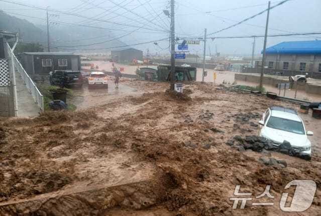 AI 기후 예측, 양날의 검으로 꼽힌 이유는