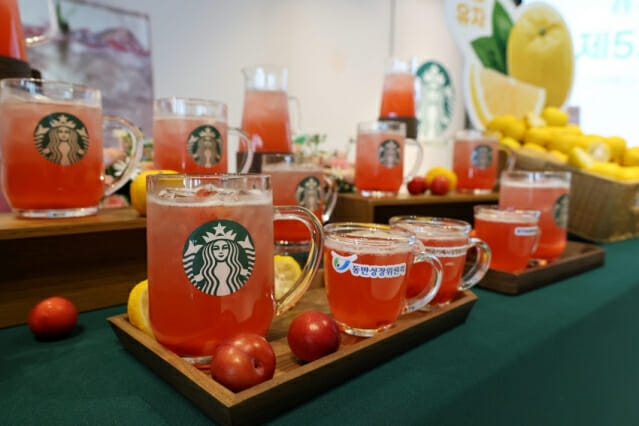 [유통 픽] 스타벅스, 상생 음료 소상공인 카페 모집 外