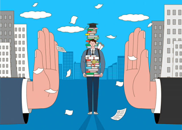 “안 뽑아”·”안 나가”…’인력 정체’ 악순환↑