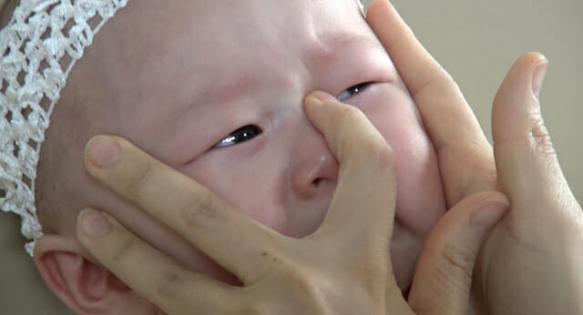 [1분건강] 아이가 울지 않았는데 눈물이 고여요