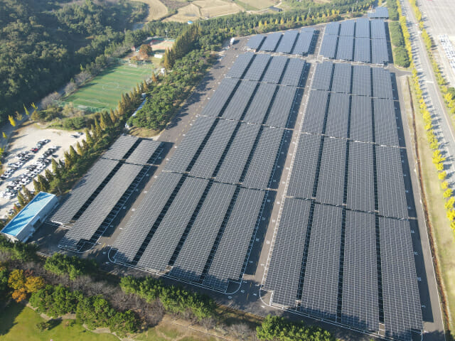 현대차, 재생에너지 대량 공급 받는다…아이오닉5 700만회 충전량