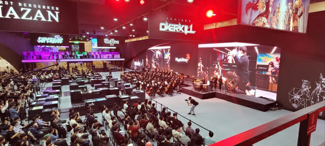 “넥슨과 함께한 추억 뿌듯”…기립박수 터져나온 넥슨 오케스트라