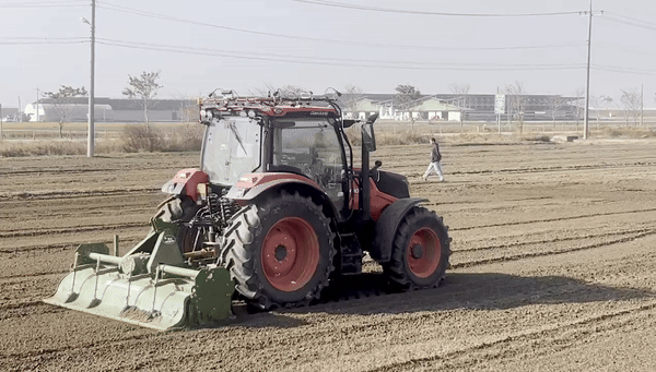 [현장] 경작부터 운반까지 ‘척척’…AI·자율 로봇이 농사 짓는다
