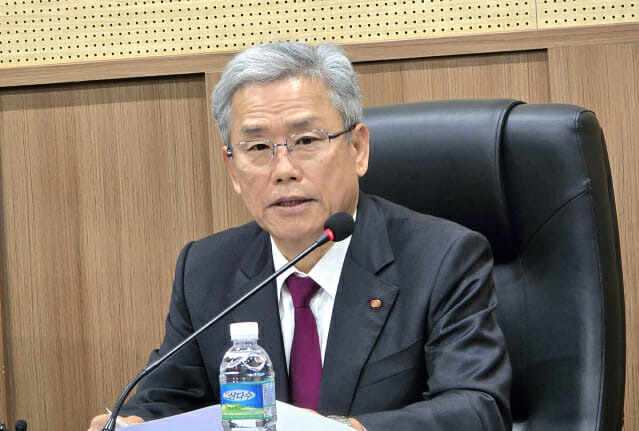 김동철 한전 사장 “美 전력시장 기회 모색…트럼프 당선, 기회·위기 공존”