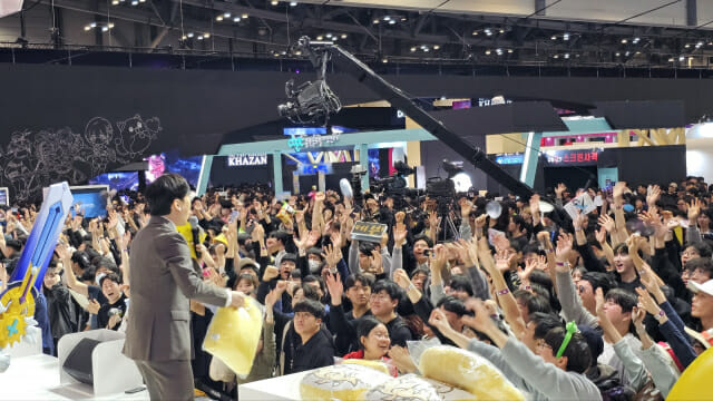 11년 추억 담은 넷마블 ‘세븐나이츠 리버스’…원작팬 지스타 달궜다