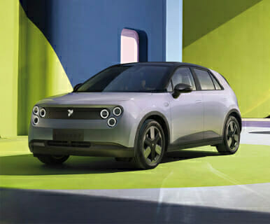 中 니오 저가 전기차 공개…”귀엽네” 비웃음