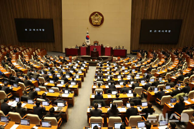 이상민 행안부 장관 탄핵안 본회의 보고…”불법 계엄 옹호”