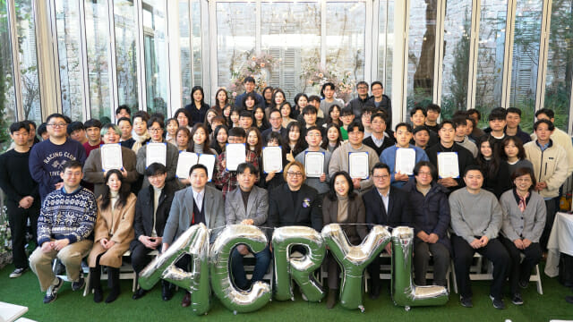 아크릴 “올해 해외 사업 주력···AI모델 LLMOps로 고도화”