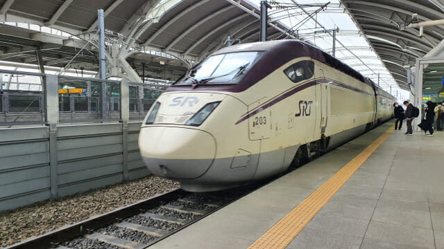 SRT 명절 승차권 예매 13~16일…위약금 강화·구매기회 확대