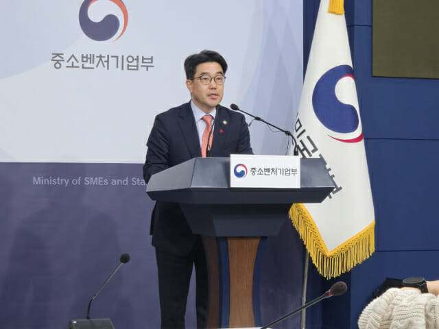 “한국 스타트업 글로벌 진출 묘안 알려달라”