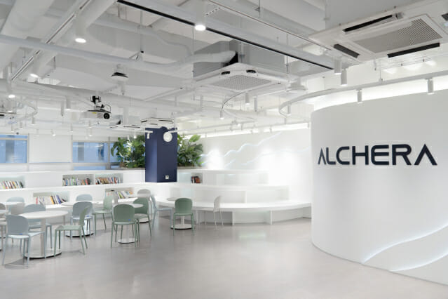 알체라, 필굿이노베이션과 AI 탑재 전자담배 무인자판기 공급