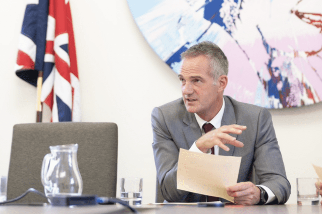 중국 AI 부상 경계… 英 기술 장관 “서구가 주도해야”