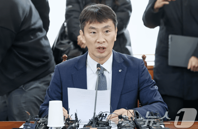 농협은행의 중앙회 배당…이복현 “거위 알 먹냐, 배 가르냐 차원”