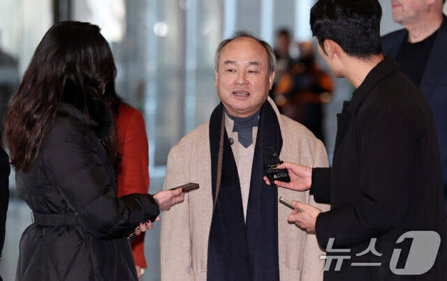 손정의 회장 “삼성·오픈AI와 스타게이트 협력 논의”