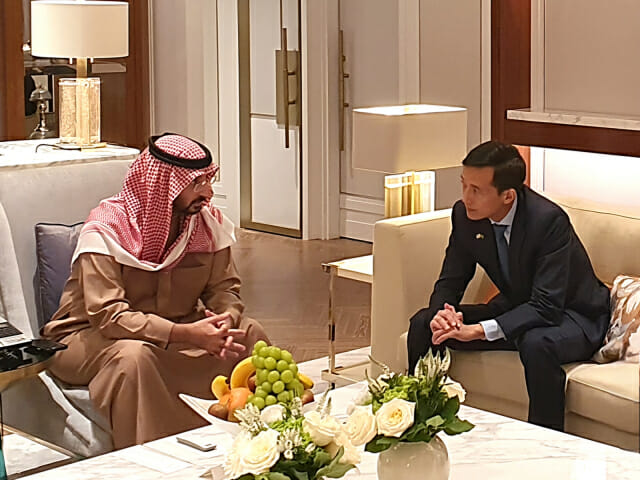 美 대신 중동 간 한화 김동관 “조선·우주·에너지로 협력 확대”