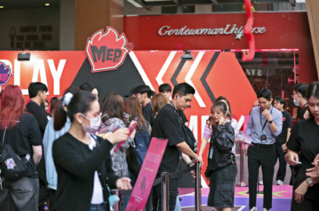 앞다퉈 해외 가는 이유 있네…삼양 ‘웃고’ 농심 ‘울고’