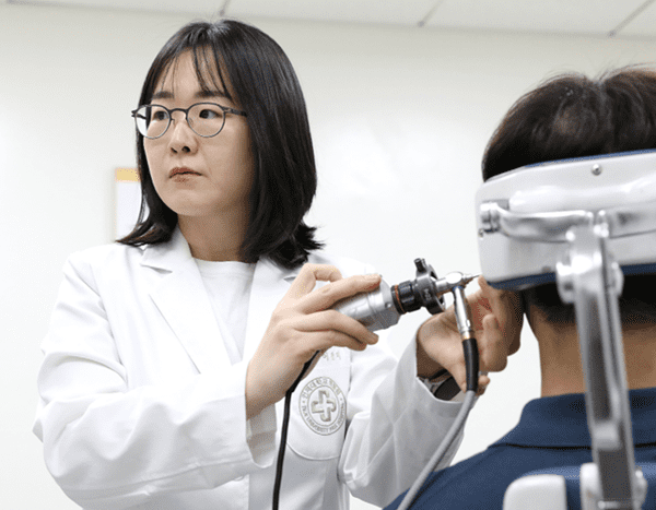 [1분건강] 수면무호흡증 이어지면 청력 손실 위험 커져