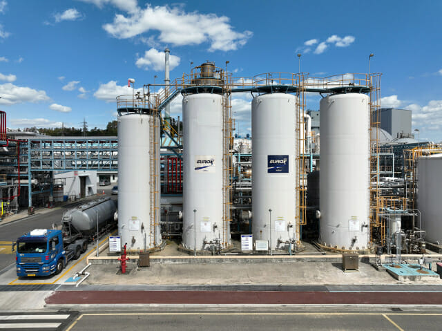 롯데정밀화학 4분기 영업익 122억원…전년 동기 43.5%↑