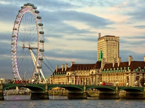 글로벌 인재 경쟁에…영국 상장사들, CEO 연봉 높인다