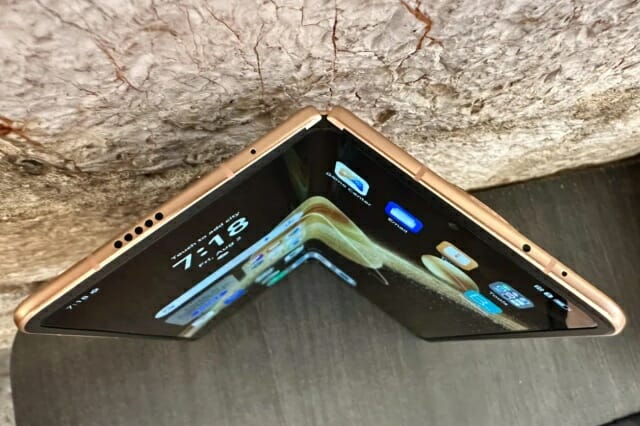 中 아너, 가장 얇은 폴더블폰 타이틀 거머쥘까