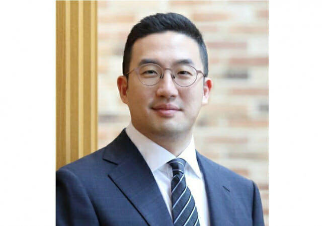 구광모 LG 회장 “배터리, 그룹 주력 사업으로 반드시 성장시킬 것”