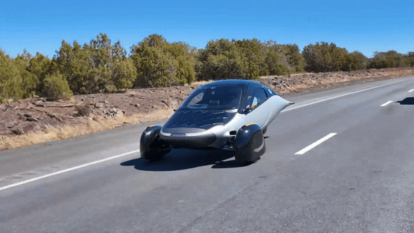 태양광 전기차 ‘앱테라’, 한번 충전으로 480km 이상 달렸다