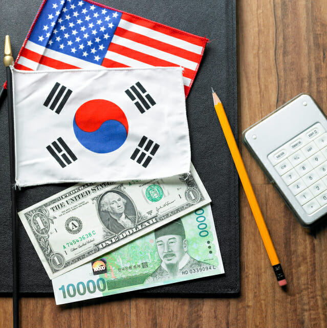 외환당국, 비상계엄 터진 4분기 5.5조원어치 달러 내다팔았다