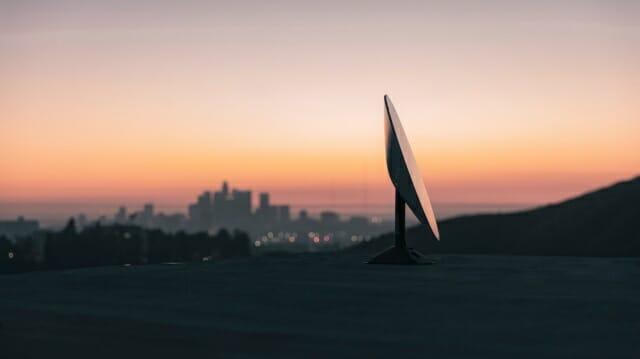 머스크의 스타링크, 美 백악관에 인터넷 서비스…보안 우려도