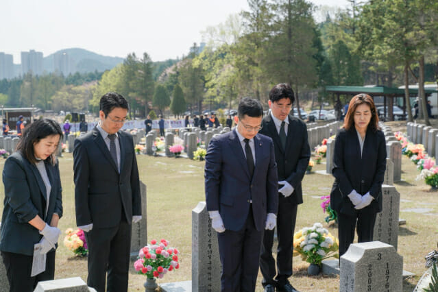 정우성 이사장, 故 전재규 대원· 최형섭· 최순달· 김재관 박사 찾아…