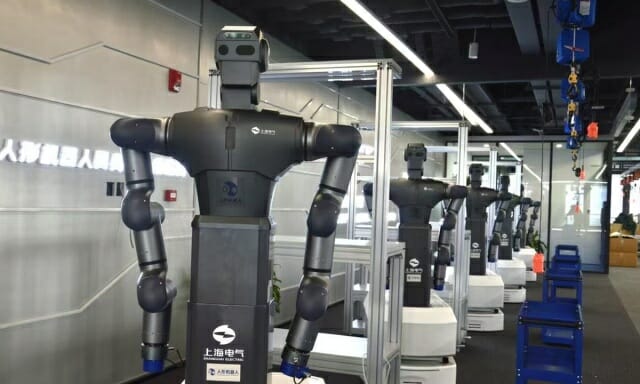 로봇에 진심인 中, 휴머노이드 로봇 훈련 시설 만들었다