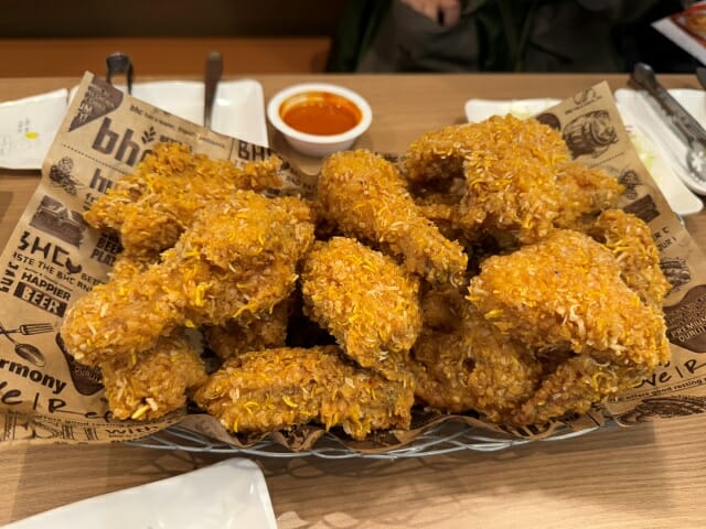 bhc 새 메뉴 ‘콰삭킹’, 3주 만에 30만 개 팔린 비결은