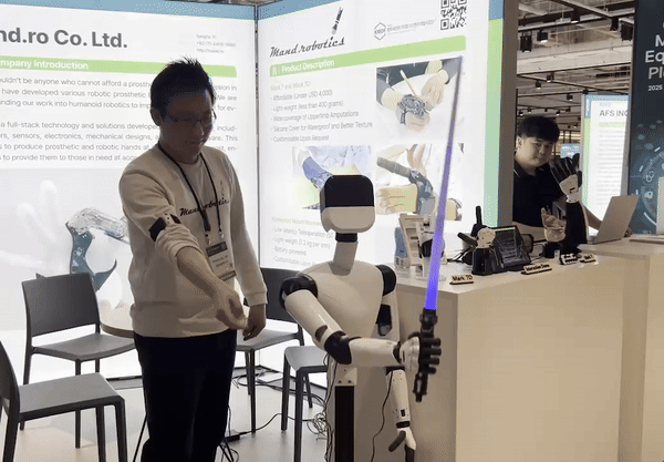 로봇 의수→지능형 로봇 손…나델라도 놀랜 韓 스타트업