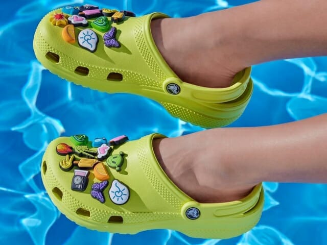 관세 타격 크록스…직원들에 “비용 철저히 관리하라” 당부