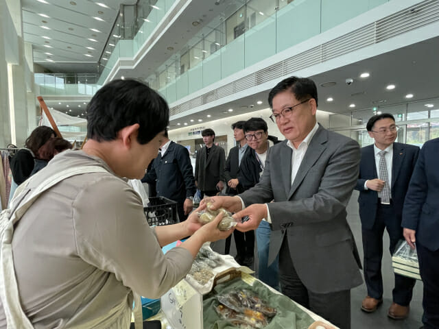 동서발전, 소상공인과 함께하는 ‘직거래장터’ 개장