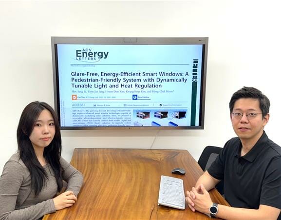 KAIST, 빛 세기 따라 유리창 색 바꾸는 소자 공개