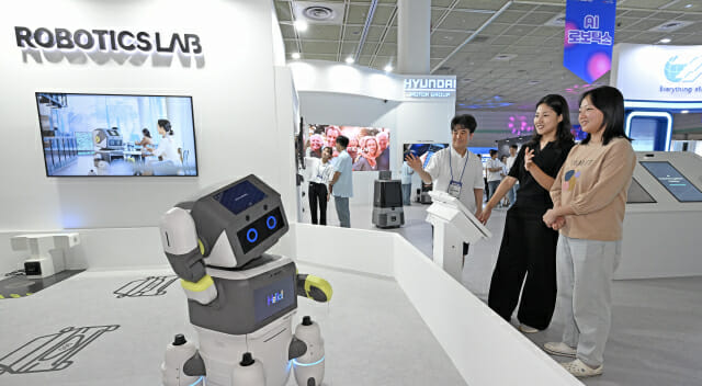 “코엑스에 스스로 인식하고 인사하는 로봇이”…현대차그룹, MARS 2025 참가