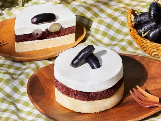 스타벅스 ‘블랙사파이어 케이크’, 10만 개 판매 감사 할인 행사