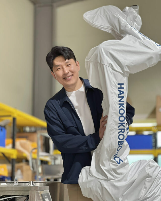 “진화하는 급식로봇, 고강도 근력 노동 77% 줄여”