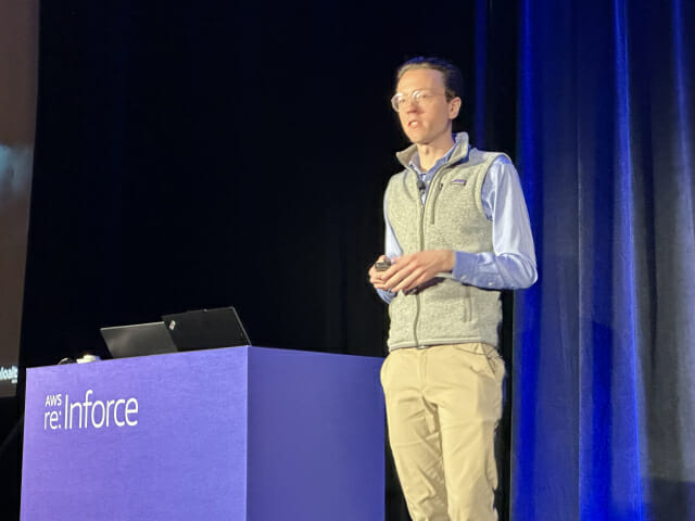 “AI에 언제 당할지 모른다…제품 설계 시 ‘보안’은 필수 요소”